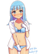 まだ着替え中...よ