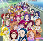 31人の変身前プリキュアwithピーちゃん