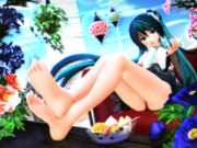 【今日のミクお姉さん】美脚と甘味を…♡