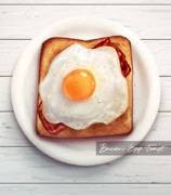 ベーコンエッグトースト