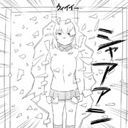 自動ドアが開けきるまで待てないエリカ