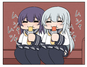 メンテ中に駄菓子を食べる暁響