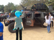 Mikuo Looking For The Army Vehicles