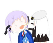 後輩に紅茶を飲ませてあげるえんぷらちゃん