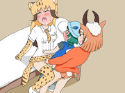 百合に挟まれるキュルル