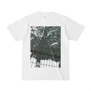 シンプルデザインTシャツ 木とフェンス