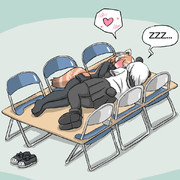 パイプ椅子って便利ですよね…！