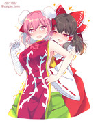 華扇ちゃんを背後から服の下に手を入れていろいろ触る霊夢