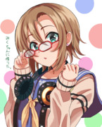 メガネが似合う