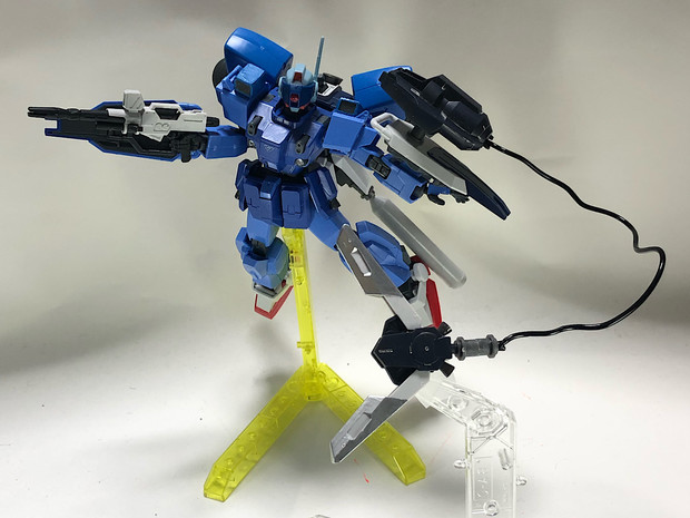 ブルーディスティニー1号機 Bサイコミュ兵器試験型 バスクレープ さんのイラスト ニコニコ静画 イラスト