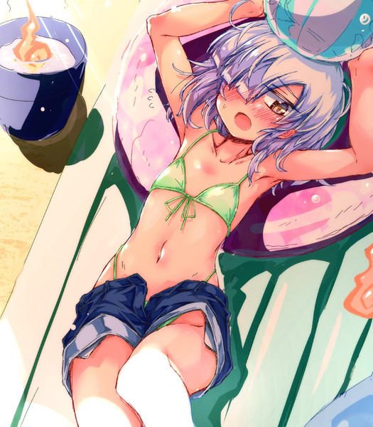 夏のビーチの比良々ヶ原よしのです！