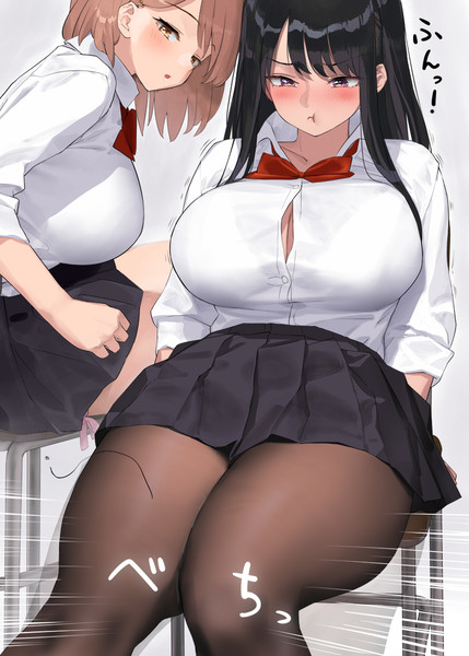 とまっている蚊をふとももで挟もうとするふともも太い子　その２