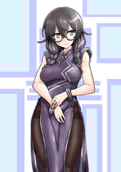 今日のチーパオ黒タイツ