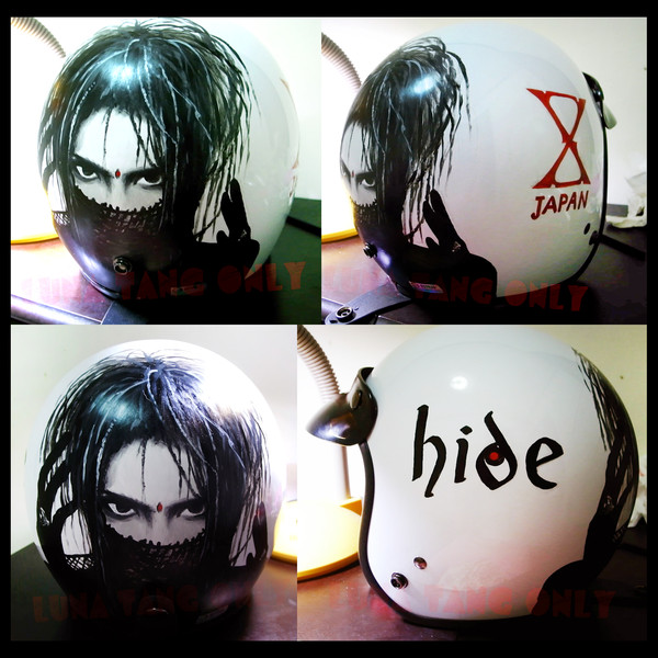 HIDEのヘルメット