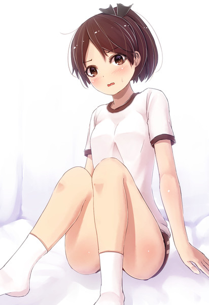 一週間以内に15rtされたら 敷波の体育座りを描いて下さい 見習い社長 さんのイラスト ニコニコ静画 イラスト