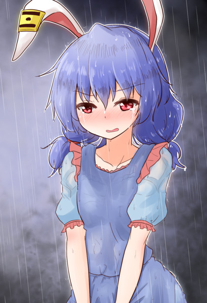 ビシャビシャになりながら彷徨って半泣きになっている雨でスケスケ