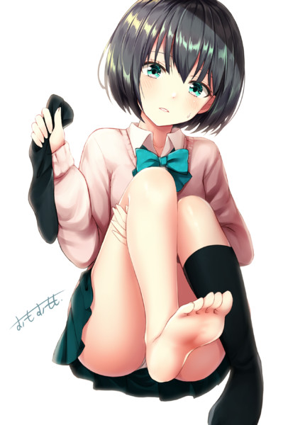 うちの子ｊｋのハイソ脱ぎたてホカホカあんよ 足裏アングル困惑仕立て おもおもも さんのイラスト ニコニコ静画 イラスト