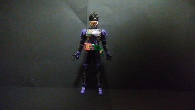 仮面ﾗｲﾀﾞｰｹﾞﾝﾑへの改造塗装 9